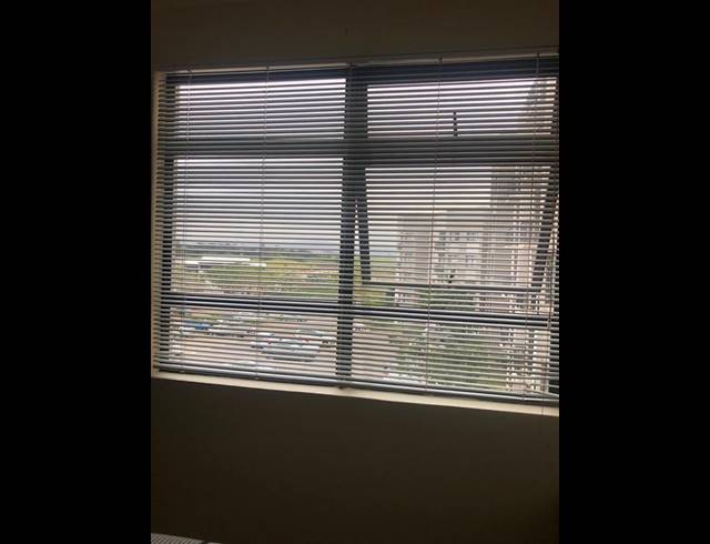 2 BEDROOM APARTMENT FOR SALE IN UMHLANGA RIDGE